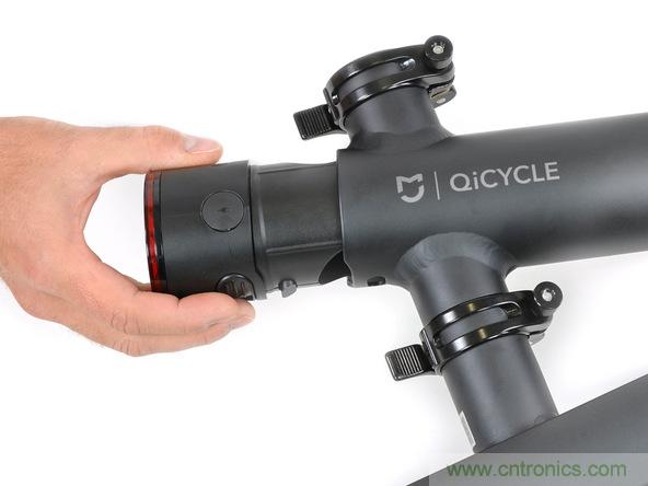 從電池到傳感器，完整拆解小米智能自行車