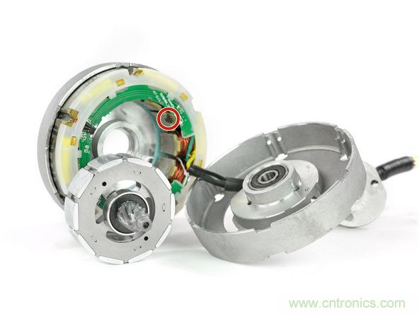 從電池到傳感器，完整拆解小米智能自行車