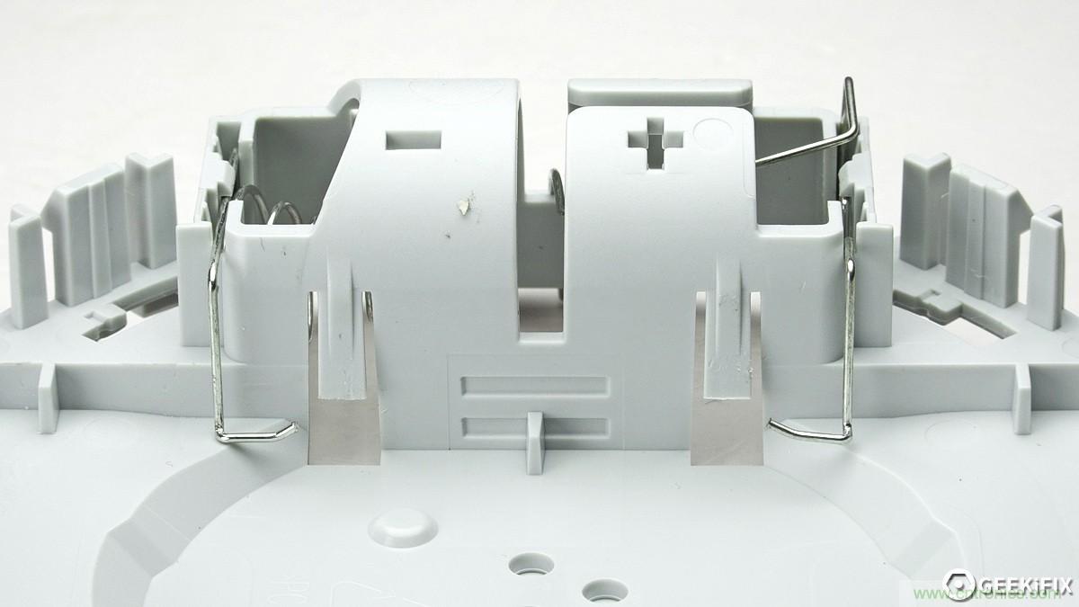 小米煙霧報警器拆解:一顆電池可用五年是如何做到的?