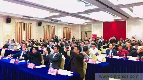 大咖云集!第二屆中國(深圳)智能制造產業大會順利召開 大咖云集!第二屆中國(深圳)智能制造產業大會順利召開