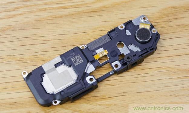 拆解黑鯊手機:多級直觸一體式液冷系統有什么門道?