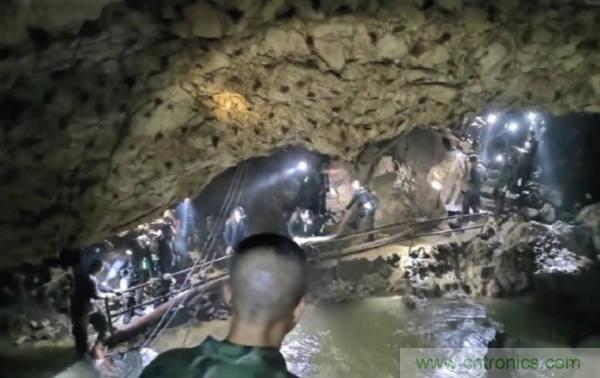 泰國少年足球隊救援RadioVerse顯神威,創新技術災難救援通信設備受關注