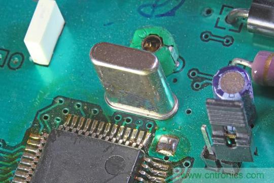 淺談晶體晶振區別、應用范圍及用法 淺談晶體晶振區別、應用范圍及用法