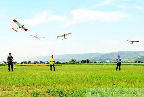 超聲波傳感器在航模運行中的應(yīng)用 超聲波傳感器在航模運行中的應(yīng)用