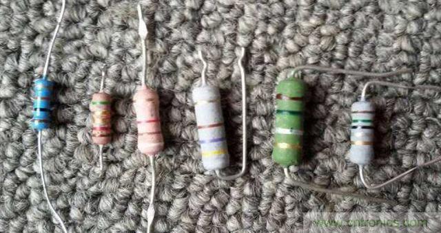 電阻器在電動(dòng)機(jī)實(shí)現(xiàn)降壓和限流起到什么作用？