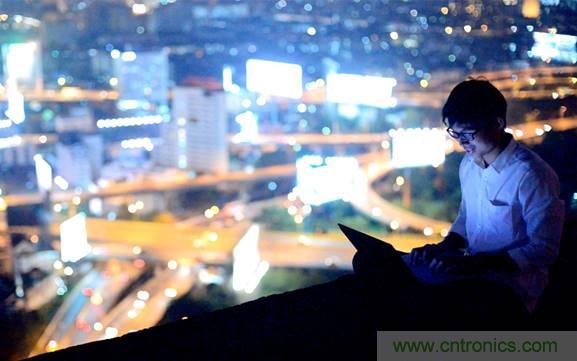 邊緣網(wǎng)絡(luò)向智能化和計(jì)算增強(qiáng)方向演進(jìn) 邊緣網(wǎng)絡(luò)向智能化和計(jì)算增強(qiáng)方向演進(jìn)