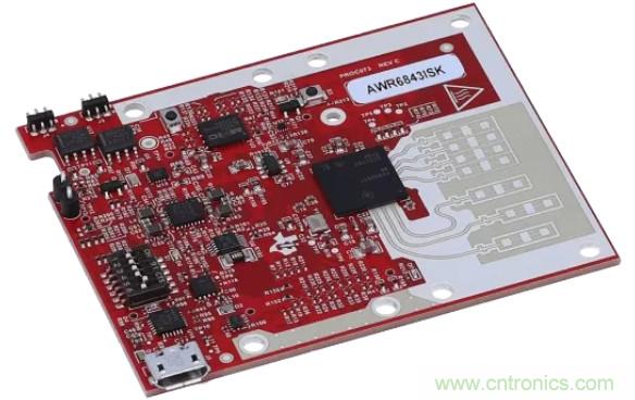 封裝集成天線技術 - 簡化汽車座艙內雷達傳感器設計！