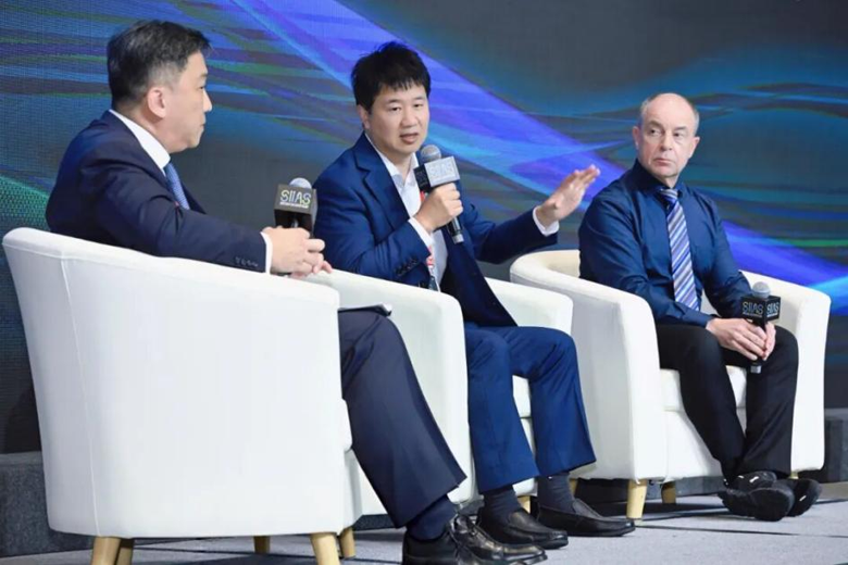 聚焦AI時(shí)代“芯”動(dòng)力,安謀科技亮相香港國(guó)際半導(dǎo)體峰會(huì),與全球領(lǐng)袖同場(chǎng)論道 聚焦AI時(shí)代“芯”動(dòng)力,安謀科技亮相香港國(guó)際半導(dǎo)體峰會(huì),與全球領(lǐng)袖同場(chǎng)論道