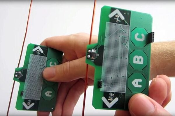 設備在幾乎沒有功率的情況下發射無線電波 設備在幾乎沒有功率的情況下發射無線電波